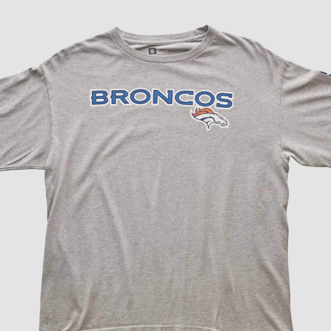Denver Broncos NFL 2000s Long Sleeve T-shirt - Heather Gray T-shirts