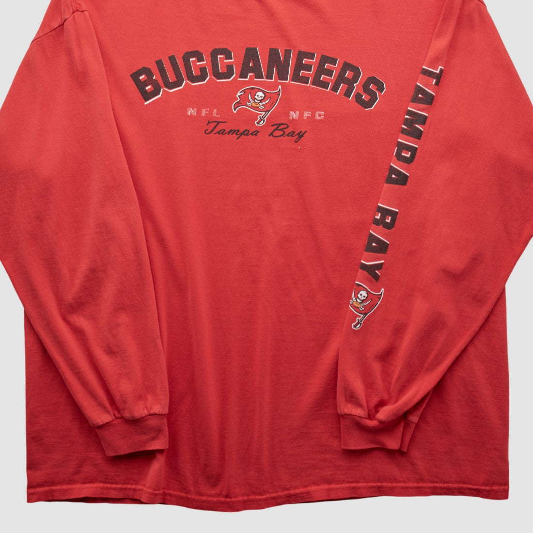 Tampa Bay Buccaneers NFL 2000s Long Sleeve T-shirt - Red T-shirts