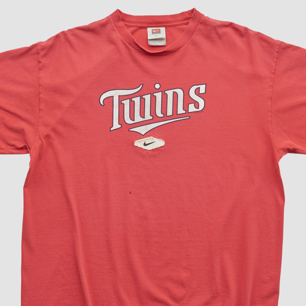 Minnesota Twins Nike 2000s T-shirt - Red - 2XVintage T-shirts