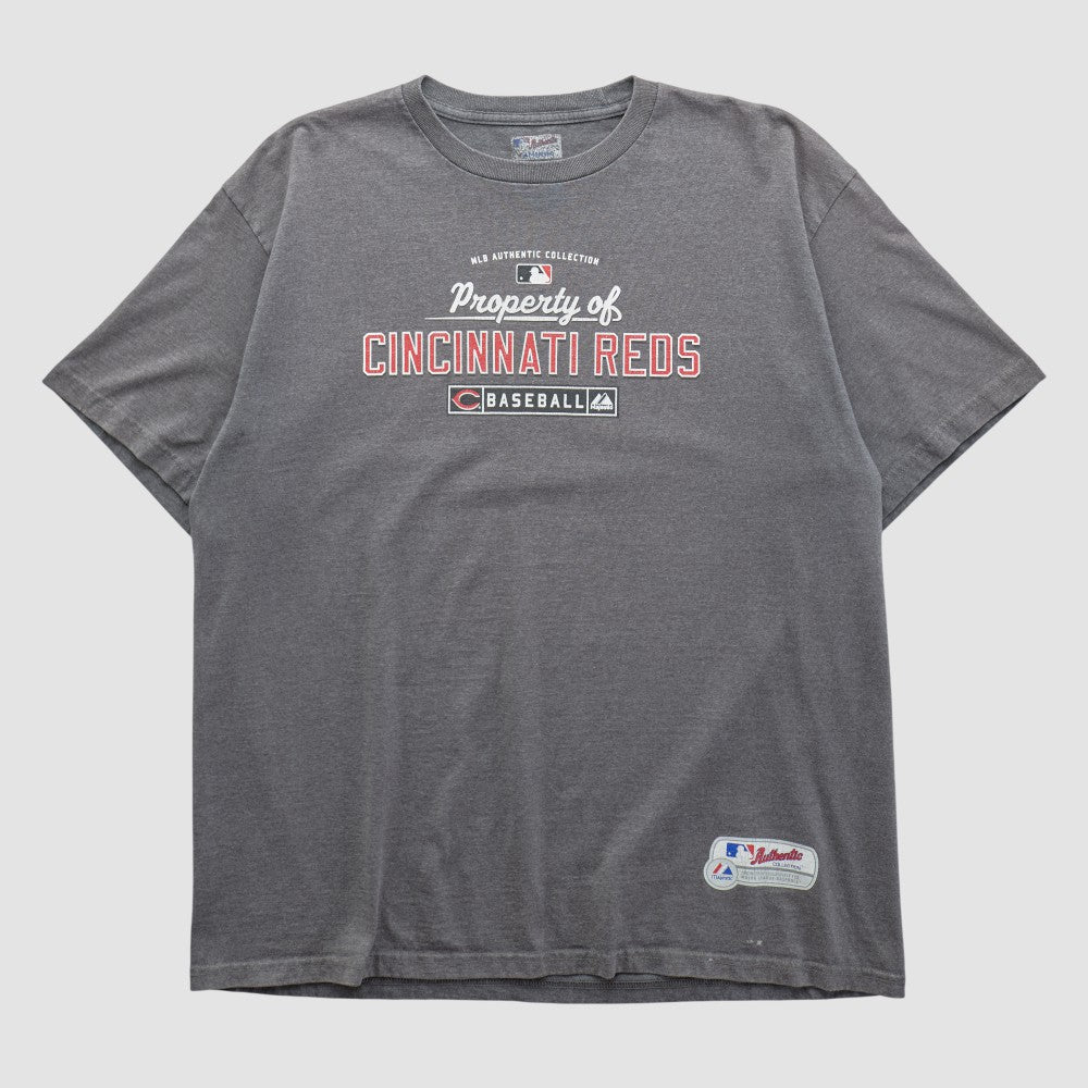 Cincinnati Reds Majestic 2000s T-shirt - Dark Heather Gray - Vintage T-shirts