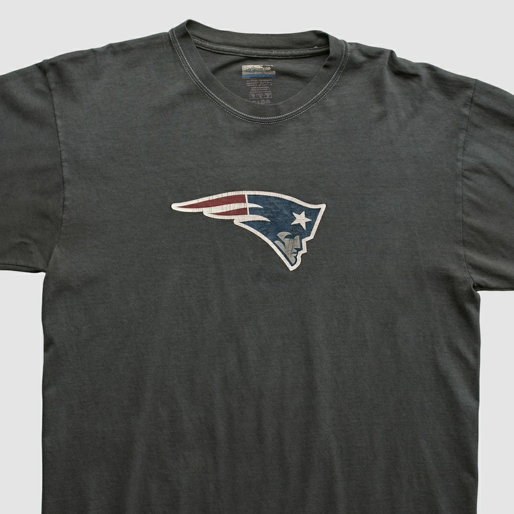 New England Patriots Reebok 2000s Long Sleeve T-shirt - Charcoal T-shirts