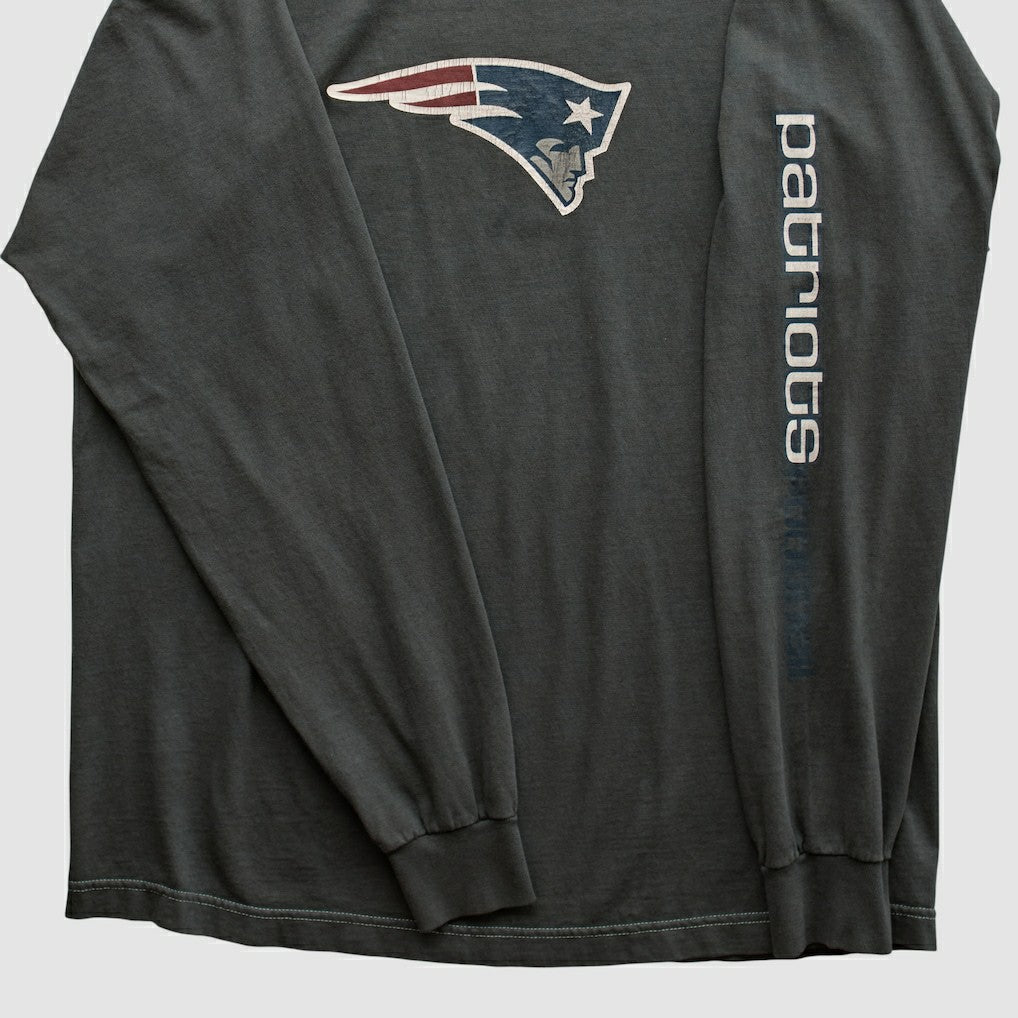 New England Patriots Reebok 2000s Long Sleeve T-shirt - Charcoal T-shirts