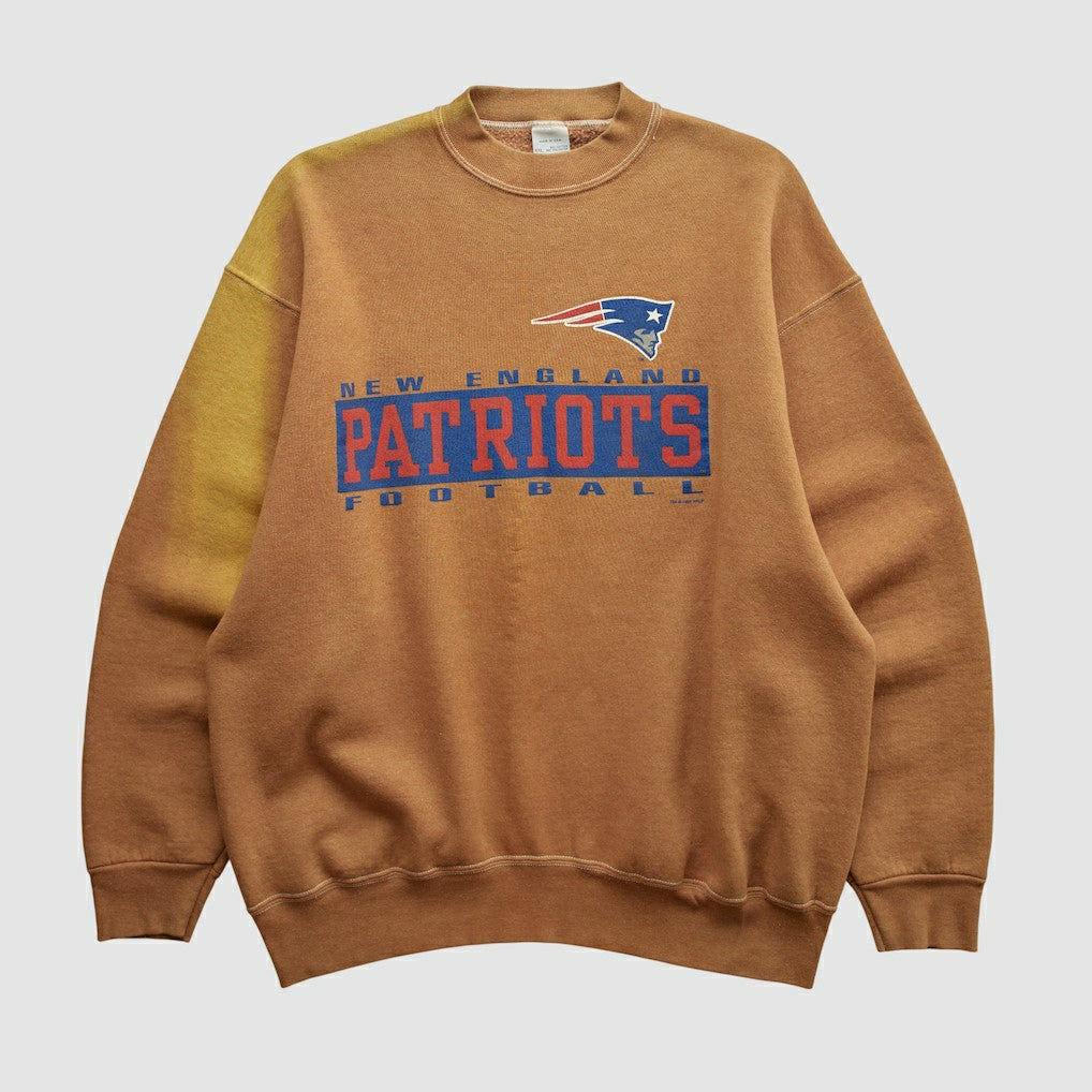 New England Patriotsm Sportswear 1996 Pullover Sweatshirt - Clay Pullover