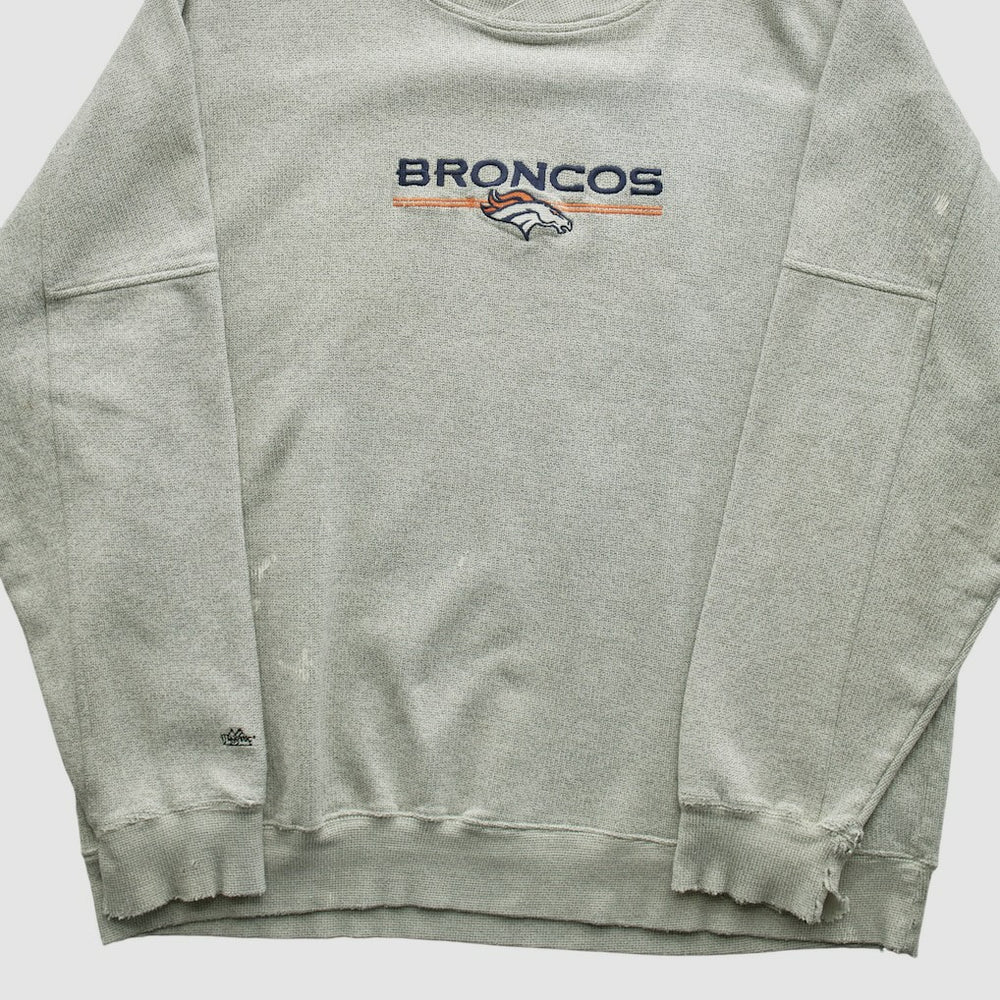 Denver Broncos Majestic 2000s Pullover Sweatshirt - Heather Gray Pullover
