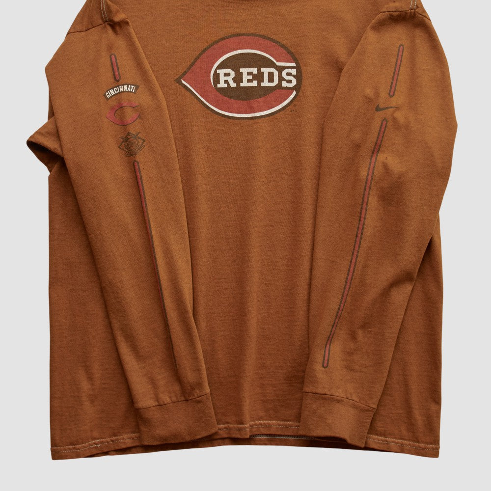 Cincinnati Reds Nike 2000s Long Sleeve T-shirt - Clay - Vintage T-shirts
