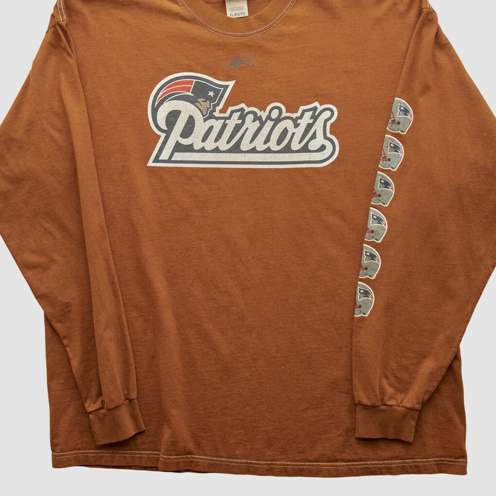 New England Patriots Reebok 2000s Long Sleeve T-shirt - Clay T-shirts