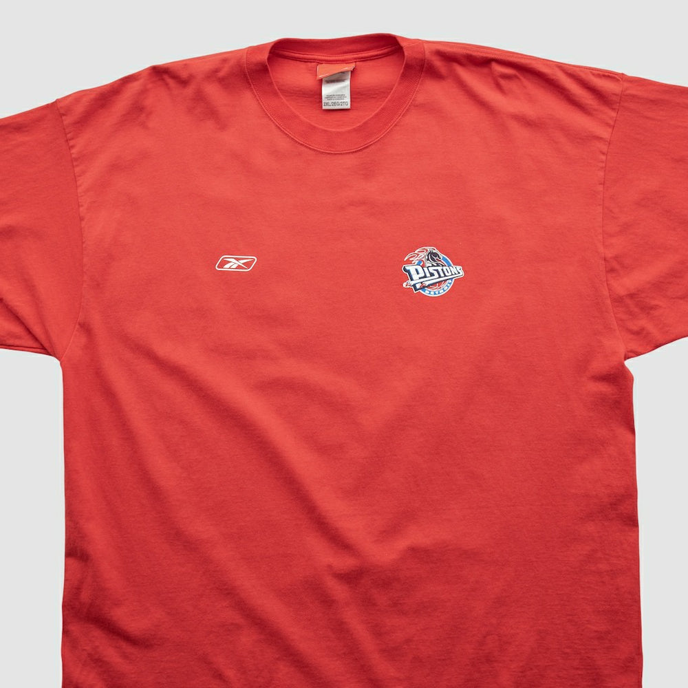 Detroit Pistons Reebok 2000s T-shirt Red Vintage - Vintage