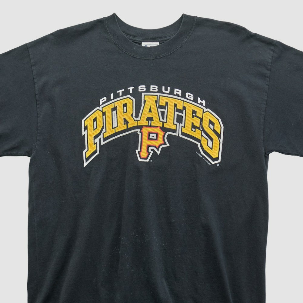 Pittsburgh Pirates Lee Apparel 2001 T-shirt - Black - Vintage T-shirts