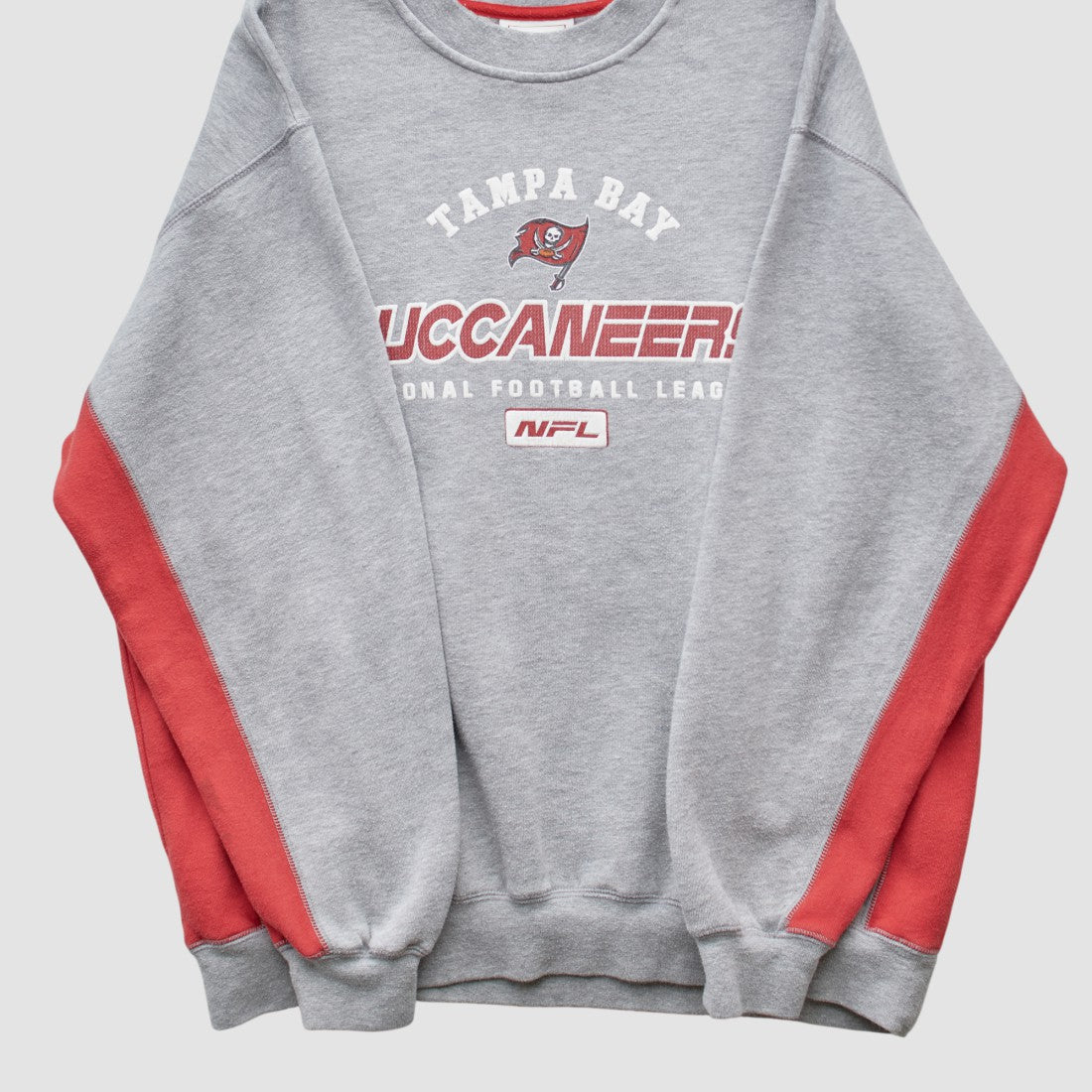 Tampa Bay Buccaneers NFL 2000s Pullover Sweatshirt - Heather Gray Pullover