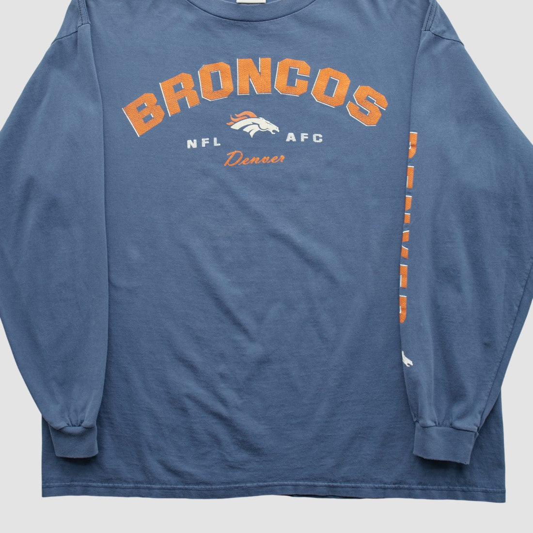 Denver Broncos NFL 2000s Long Sleeve T-shirt - Blue T-shirts