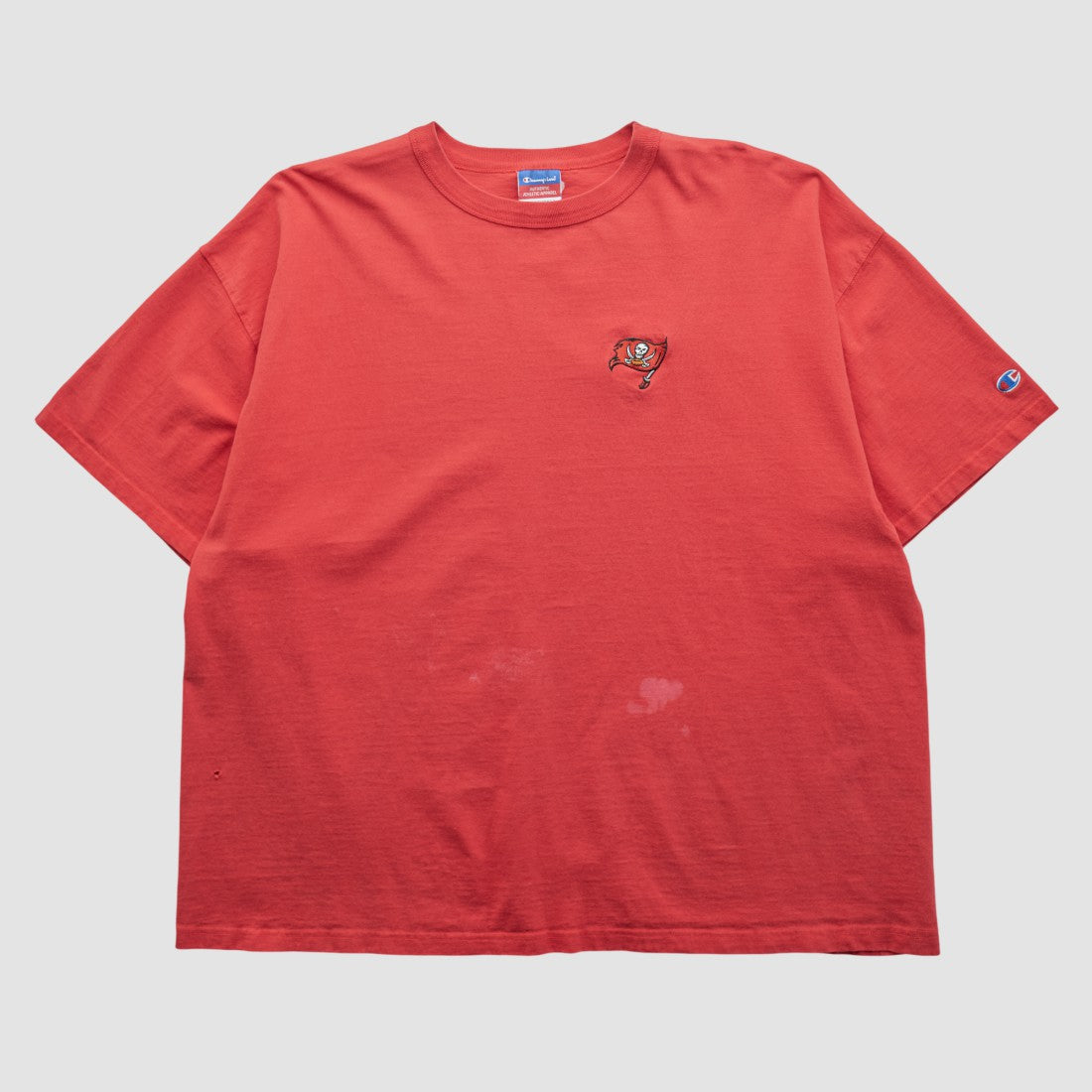 Tampa Bay Buccaneers Champion 2000s T-shirt - Red T-shirts