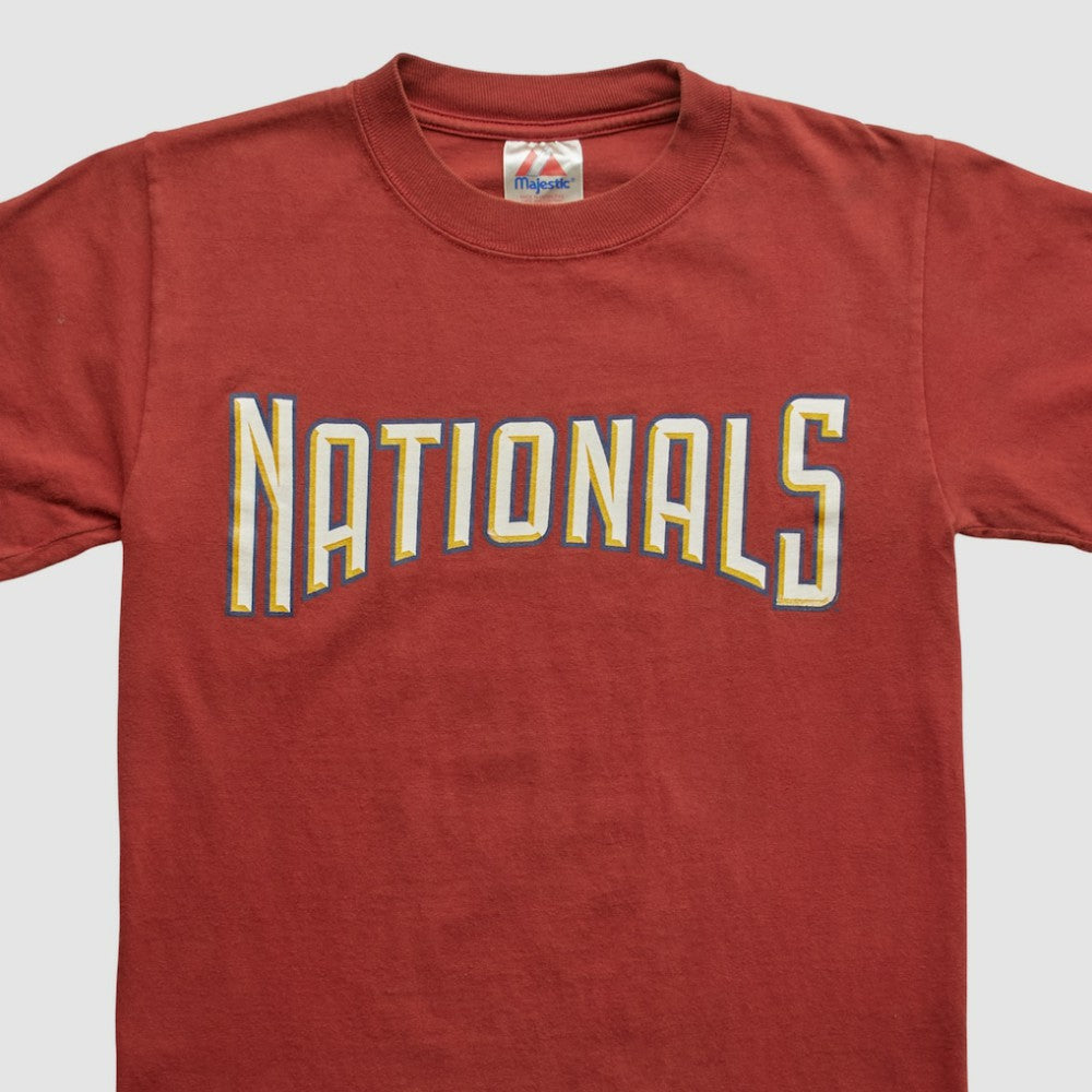 Washington Nationals Majestic 2000s T-shirt - Maroon - XVintage T-shirts