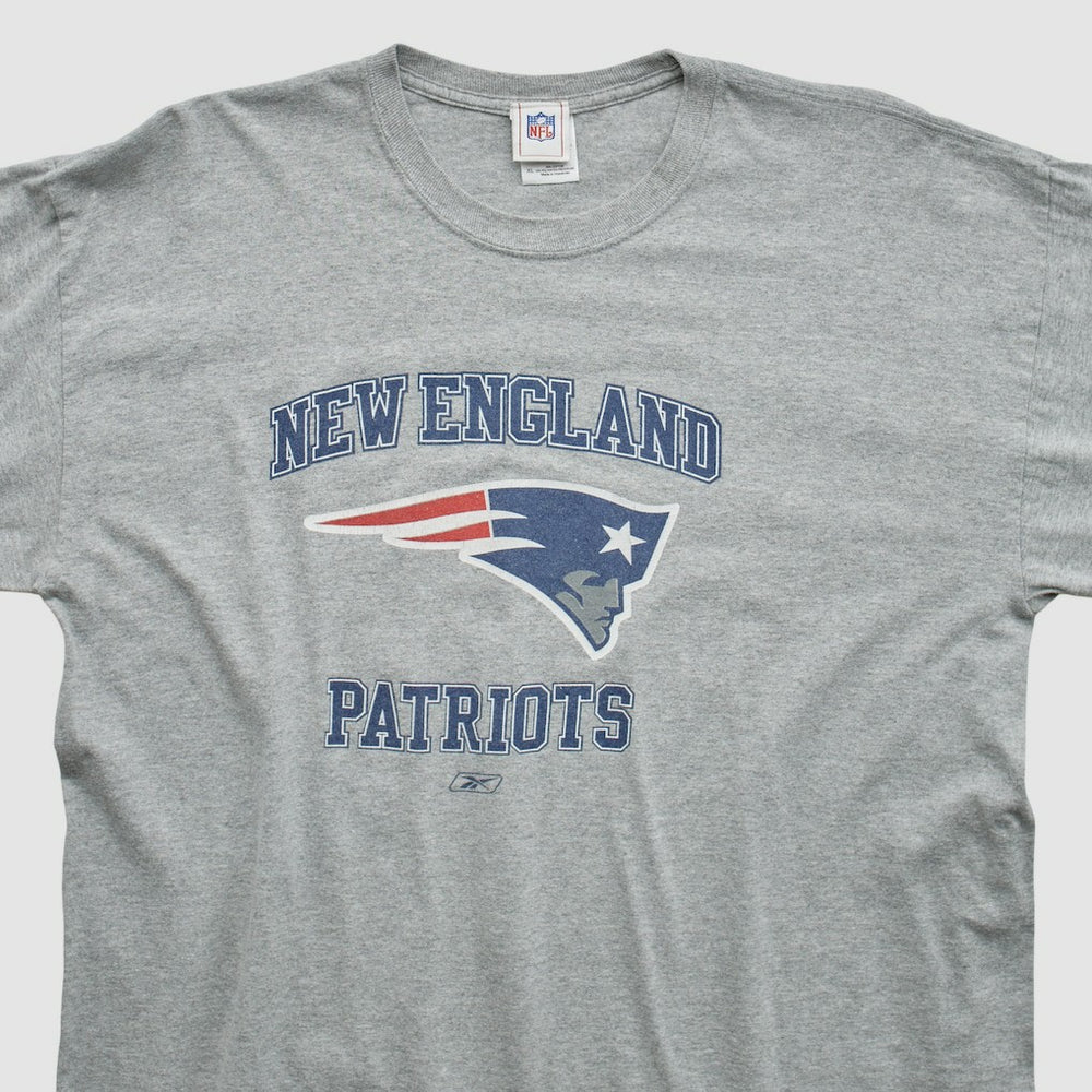 New England Patriots NFL 2000s Long Sleeve T-shirt - Heather Gray T-shirts