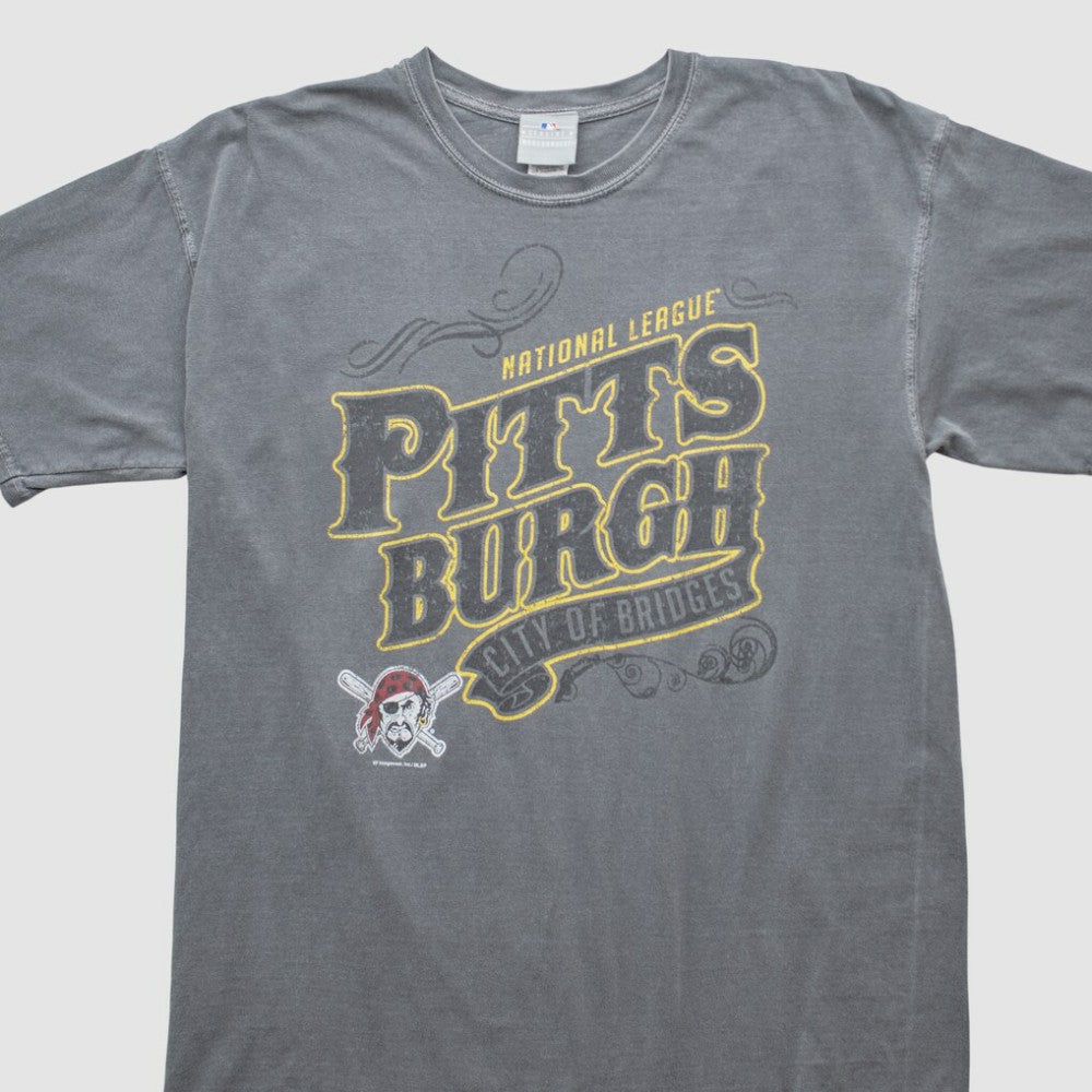 Pittsburgh Pirates Genuine Merchandise 2000s T-shirt - Gray - Vintage T-shirts