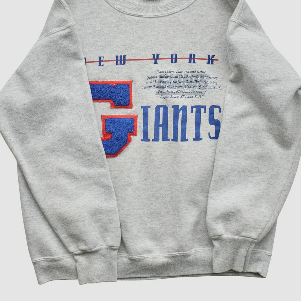 New York Giants Nutmeg Mills 90s Sweatshirt - Heather Gray Sweatshirts