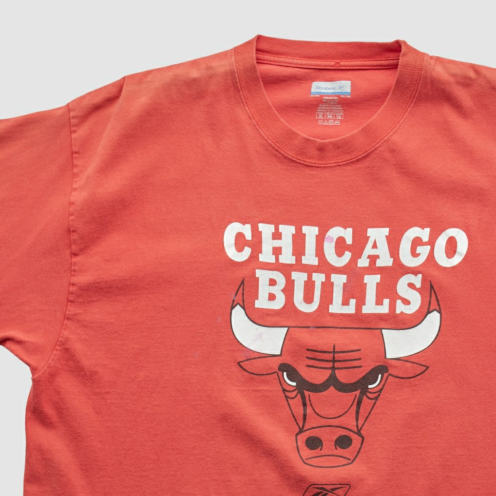 Chicago Bulls Reebok 2000s T-shirt Red Vintage - Vintage