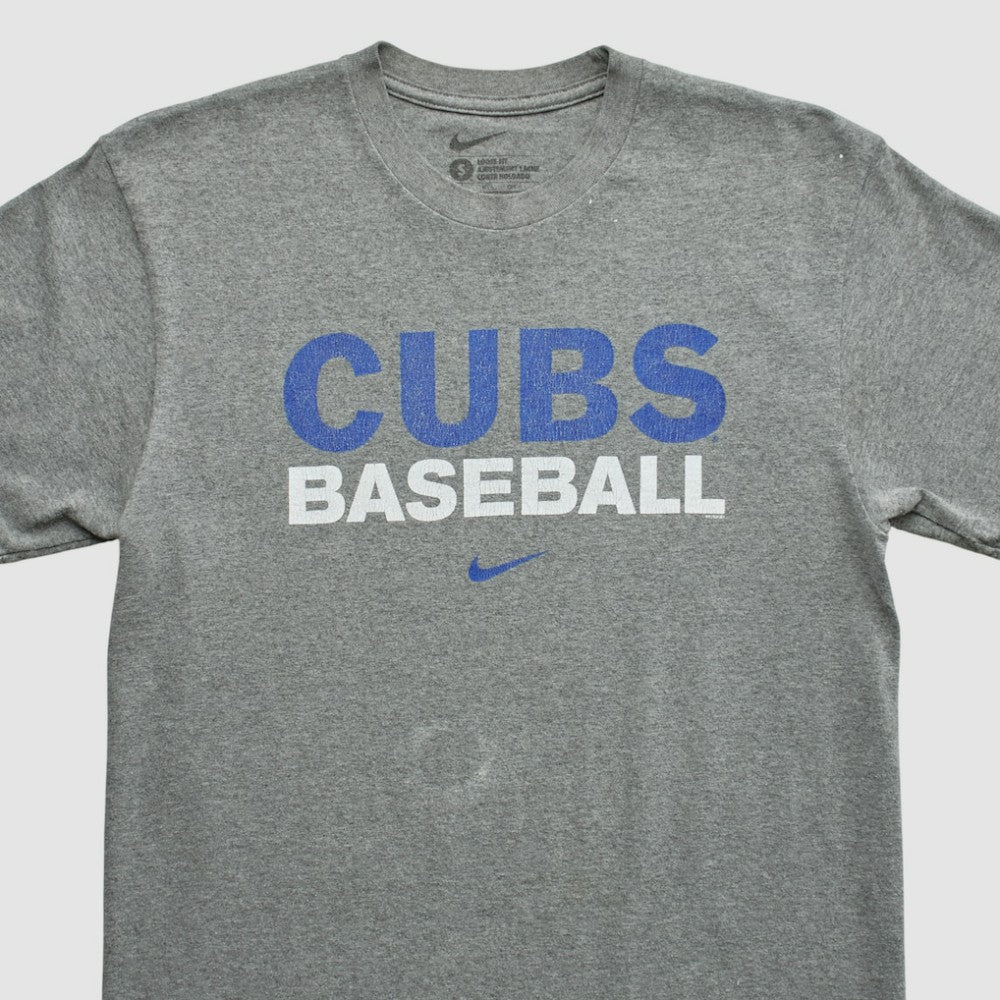 Chicago Cubs Nike 2000s T-shirt - Dark Heather Gray - Vintage T-shirts