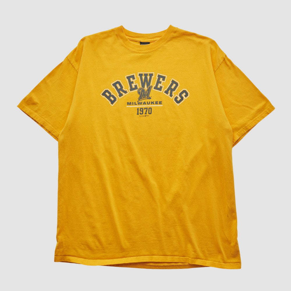 Milwaukee Brewers Gear For Sports 2000s T-shirt - Yellow - XVintage T-shirts
