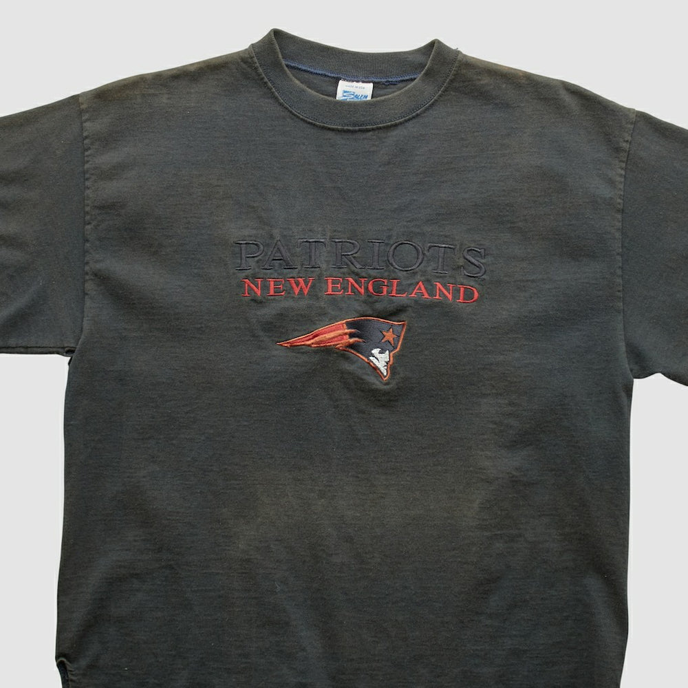 New England Patriotsm Sportswear 90s T-shirt - Black T-shirts