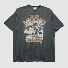 San Francisco Giants Hanes 2002 T-shirt - Black - Vintage T-shirts