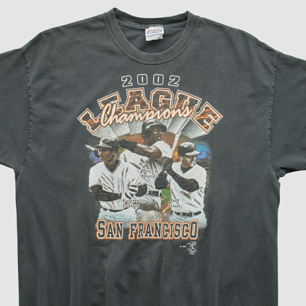 San Francisco Giants Hanes 2002 T-shirt - Black - Vintage T-shirts