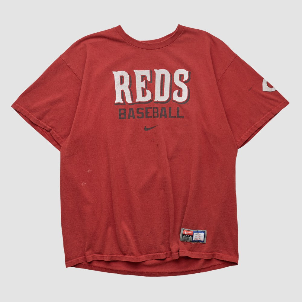 Cincinnati Reds Nike 2000s T-shirt - Red - Vintage T-shirts