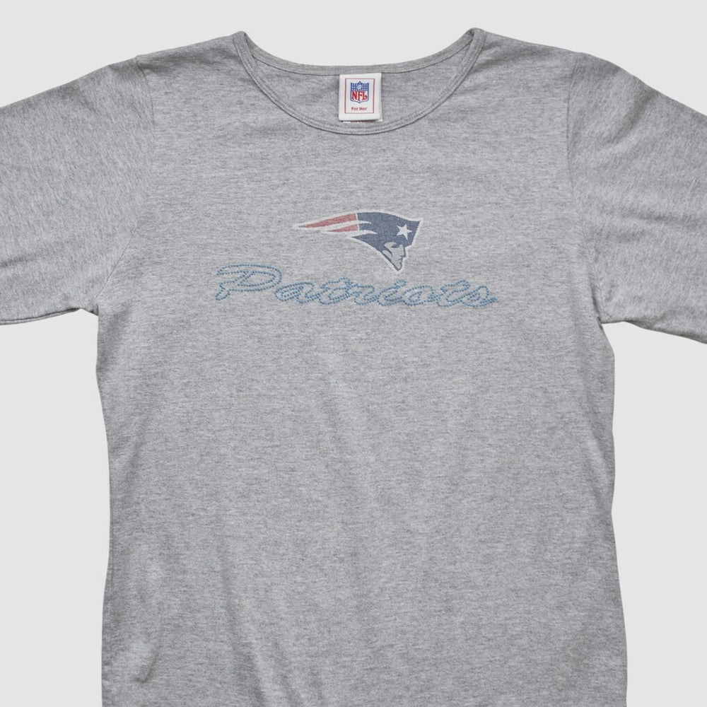 New England Patriots NFL 2000s Long Sleeve T-shirt - Heather Gray T-shirts