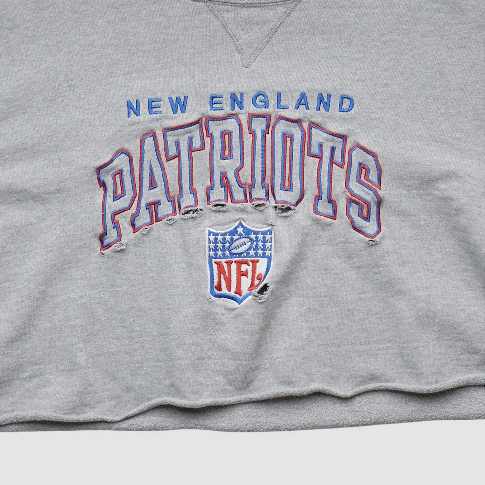 New England Patriots Champion 90s Pullover Sweatshirt - Heather Gray Pullover
