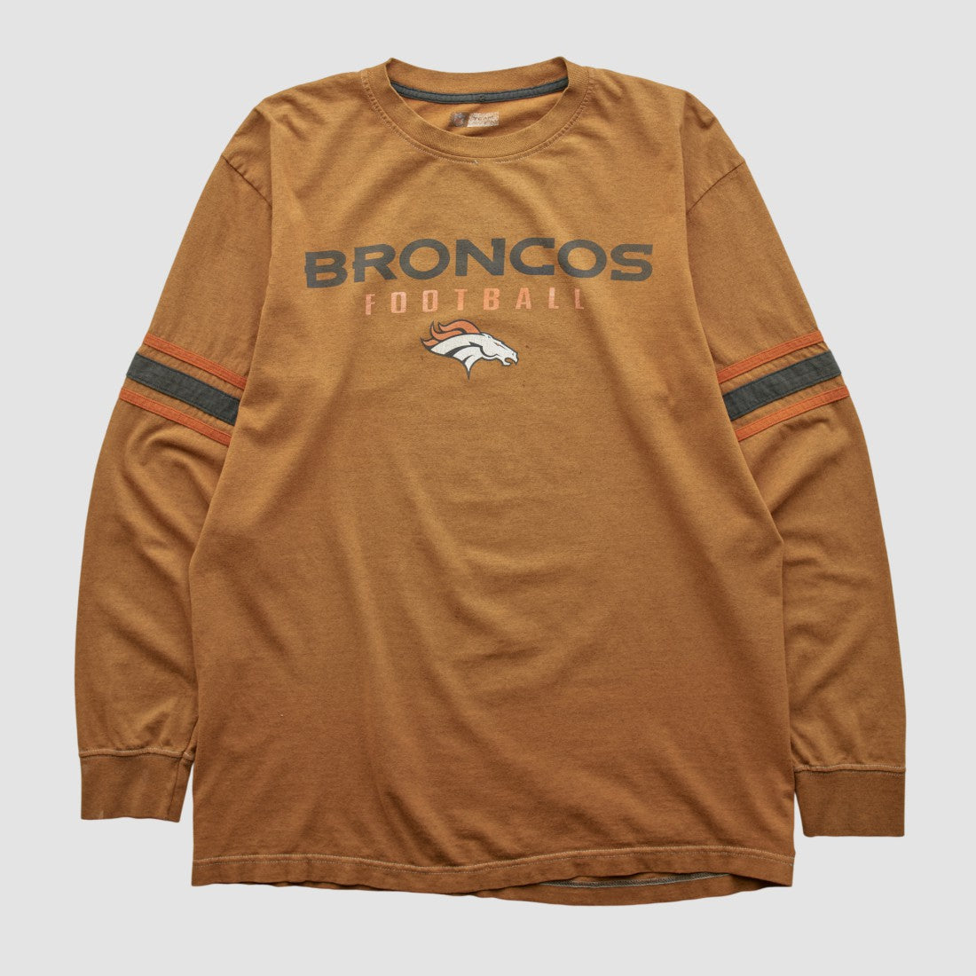 Denver Broncos 2000s Long Sleeve T-shirt - Clay T-shirts