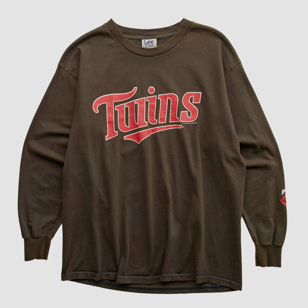 Minnesota Twins Lee Sport 2004 Long Sleeve T-shirt - Brown - Vintage T-shirts