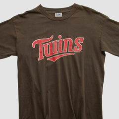 Minnesota Twins Lee Sport 2004 Long Sleeve T-shirt - Brown - Vintage T-shirts