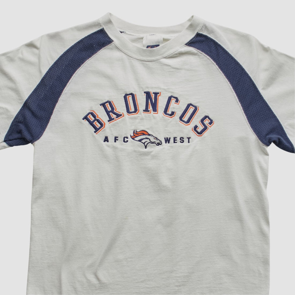 Denver Broncos CSA 90s Long Sleeve T-shirt - White T-shirts