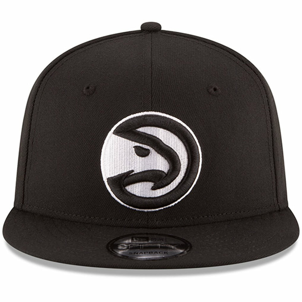Atlanta Hawks Black & White Logo 9FIFTY Adjustable Snapback Hat Black - New Era