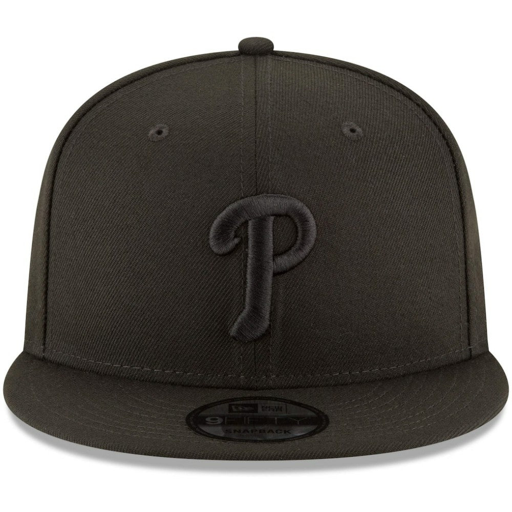 Philadelphia Phillies New Era Black on Black 9FIFTY Team Snapback Adjustable Hat - Black Hats