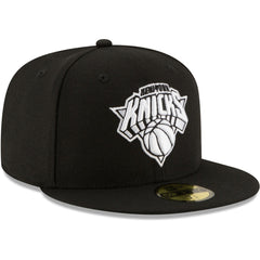 New York Knicks Black & White Logo 59FIFTY Fitted Hat Black - New Era