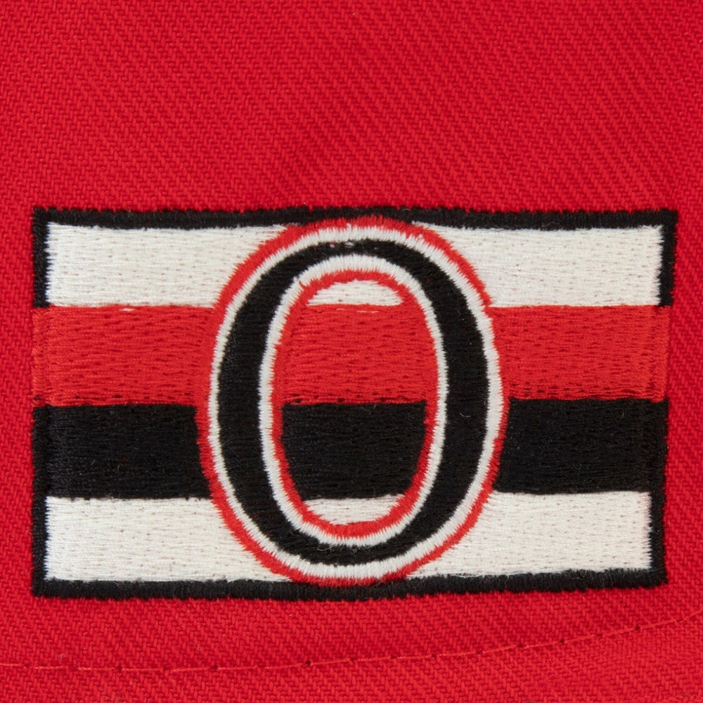 Ottawa Senators Fanatics True Classic Snapback Hat - Cream/Red | US 3428226