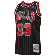 Scottie Pippen Chicago Bulls Hardwood Classics Swingman Jersey Black - Mitchell & Ness