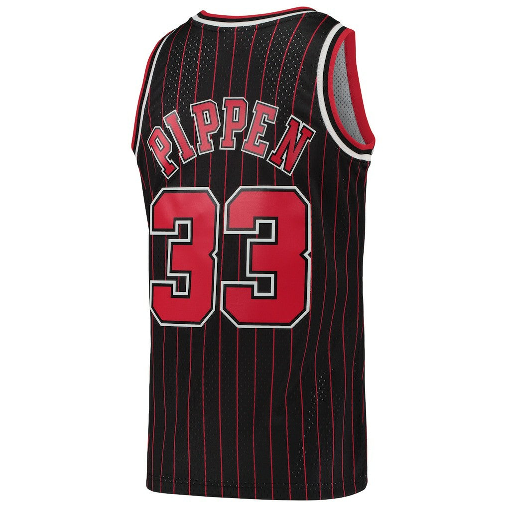 Scottie Pippen Chicago Bulls Hardwood Classics Swingman Jersey Black - Mitchell & Ness