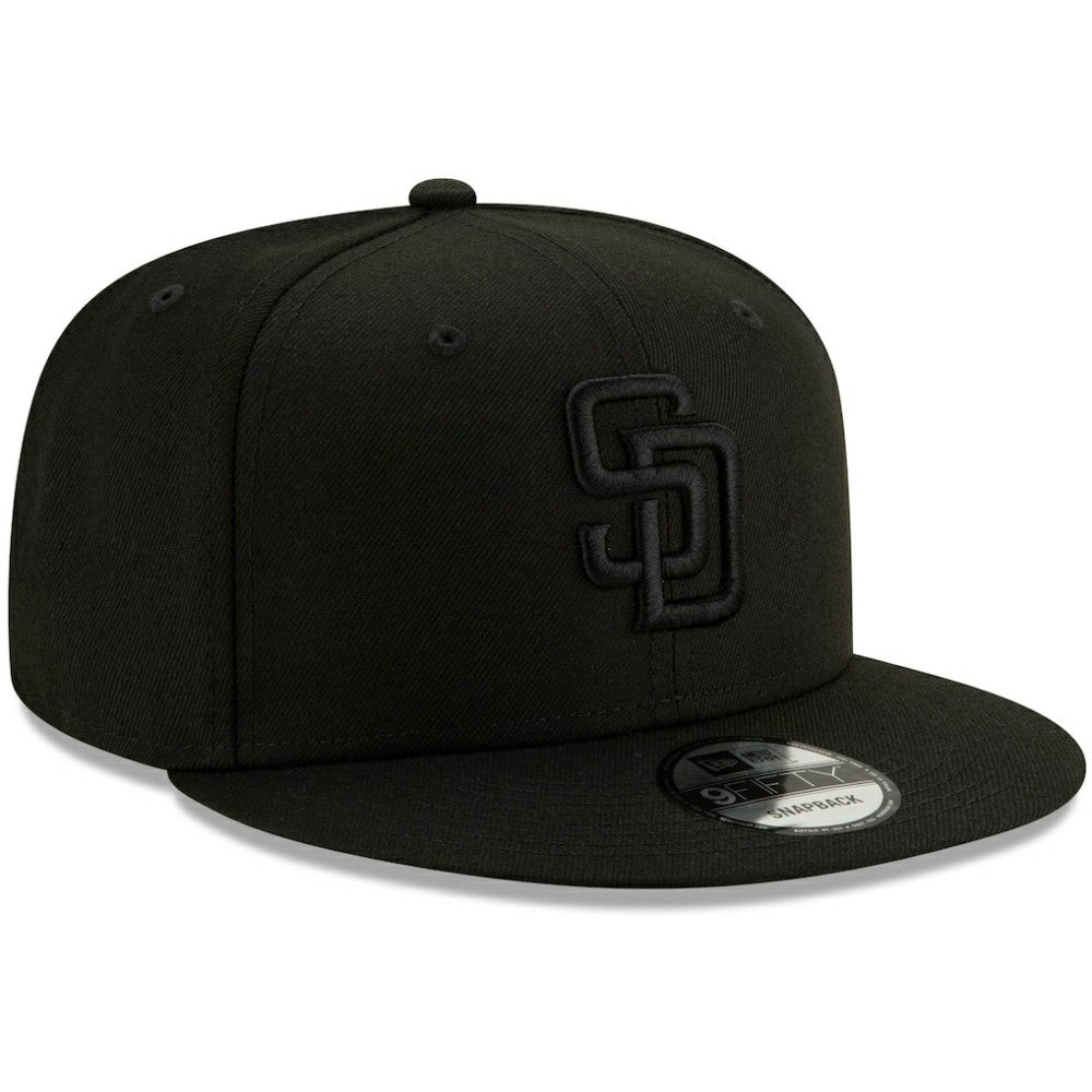San Diego Padres New Era Black on Black 9FIFTY Snapback Adjustable Hat - Black Hats