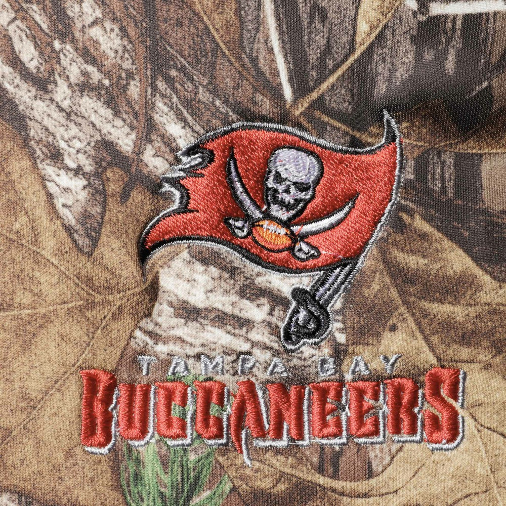 Tampa Bay Buccaneers Dunbrooke Circle Champion Tech Fleece Pullover Hoodie - Realtree Camo Hoodies