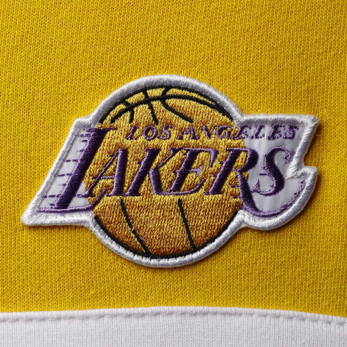 Los Angeles Lakers Head Coach Pullover Hoodie Gold/Black - Mitchell & Ness