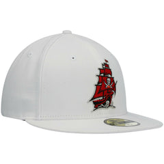 Tampa Bay Buccaneers New Era Omaha Alternate Logo 59FIFTY Fitted Hat - White Hats