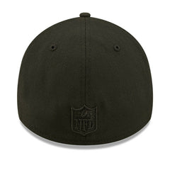 Atlanta Falcons New Era Black On Black Alternate Logo 39THIRTY Flex Hat