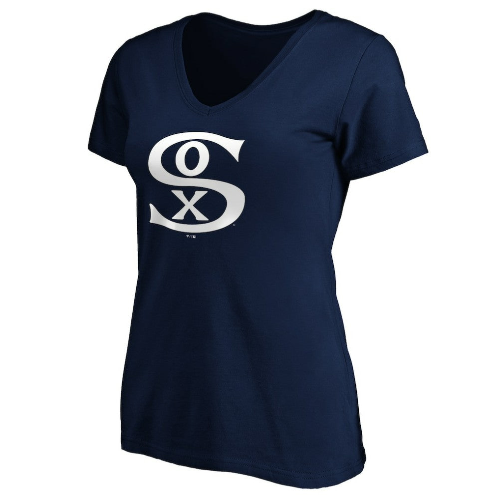 Chicago White Sox Women's Cooperstown Collection Huntington Logo V-Neck T-Shirt - Navy T-shirts