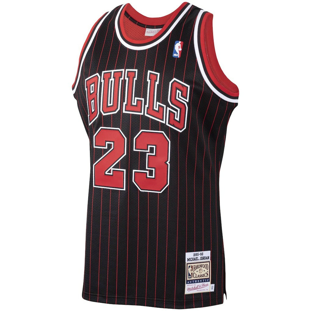 Michael Jordan Chicago Bulls 1995/96 Hardwood Classics Authentic Jersey Black - Mitchell & Ness