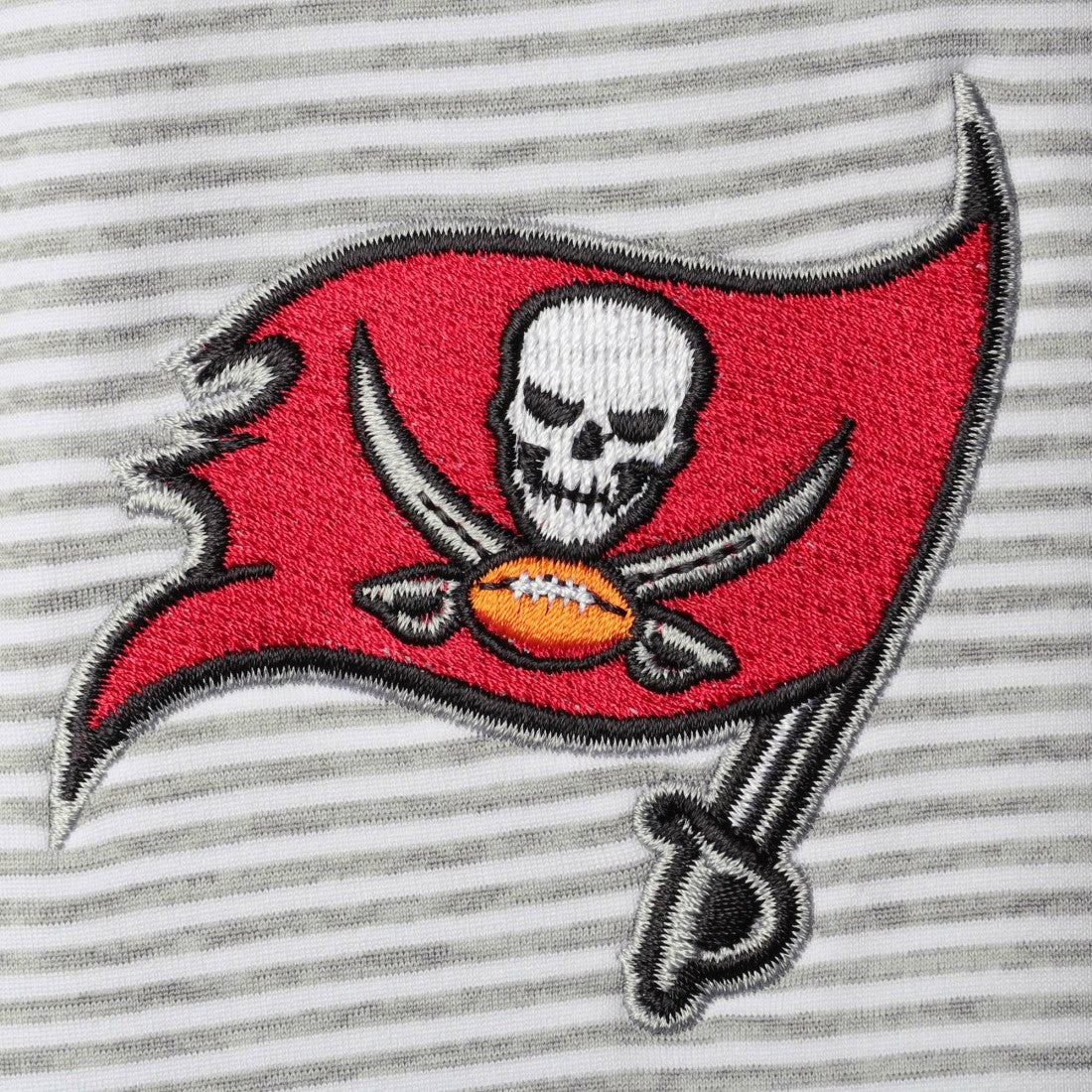 Tampa Bay Buccaneers Vineyard Vines Women's Sankaty Shep Half-Zip Pullover Top - Heather Gray Pullover