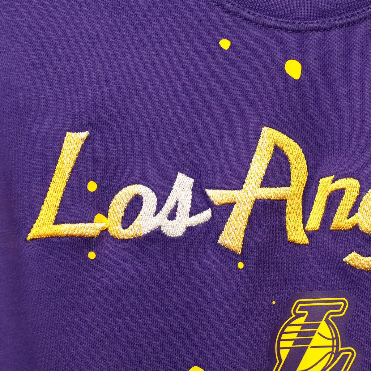 Los Angeles Lakers Women's Courtside Splatter Cropped T-Shirt Purple - Nike