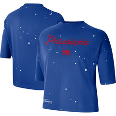 Philadelphia 76ers Women's Courtside Splatter Cropped T-Shirt Royal - Nike