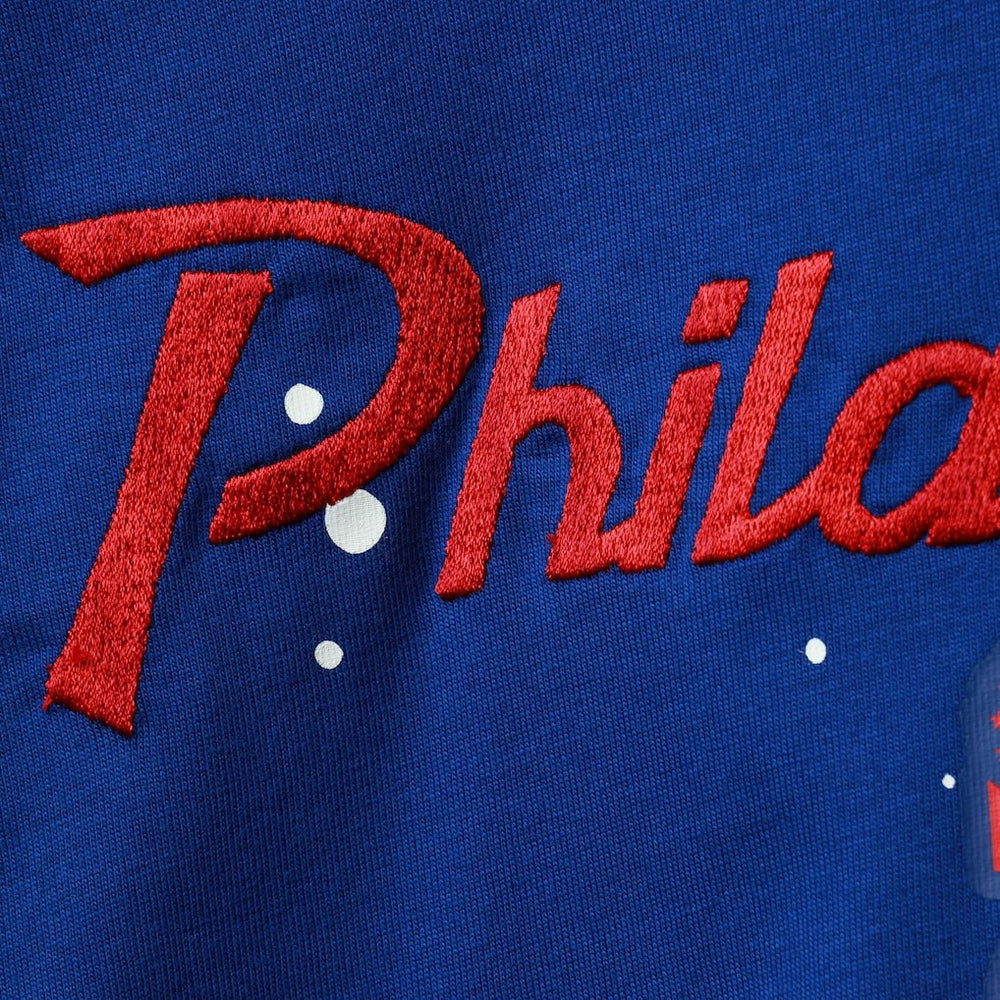 Philadelphia 76ers Women's Courtside Splatter Cropped T-Shirt Royal - Nike