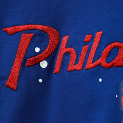 Philadelphia 76ers Women's Courtside Splatter Cropped T-Shirt Royal - Nike